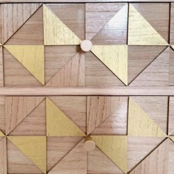 Mesita natural-oro PAULONIA