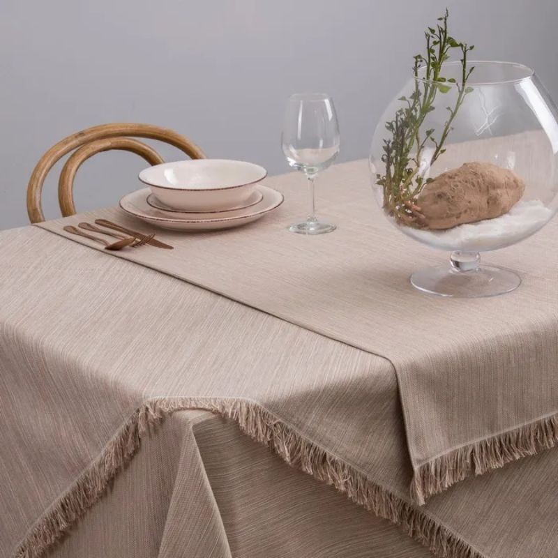 Mantel impermeable premium beige con fleco corto